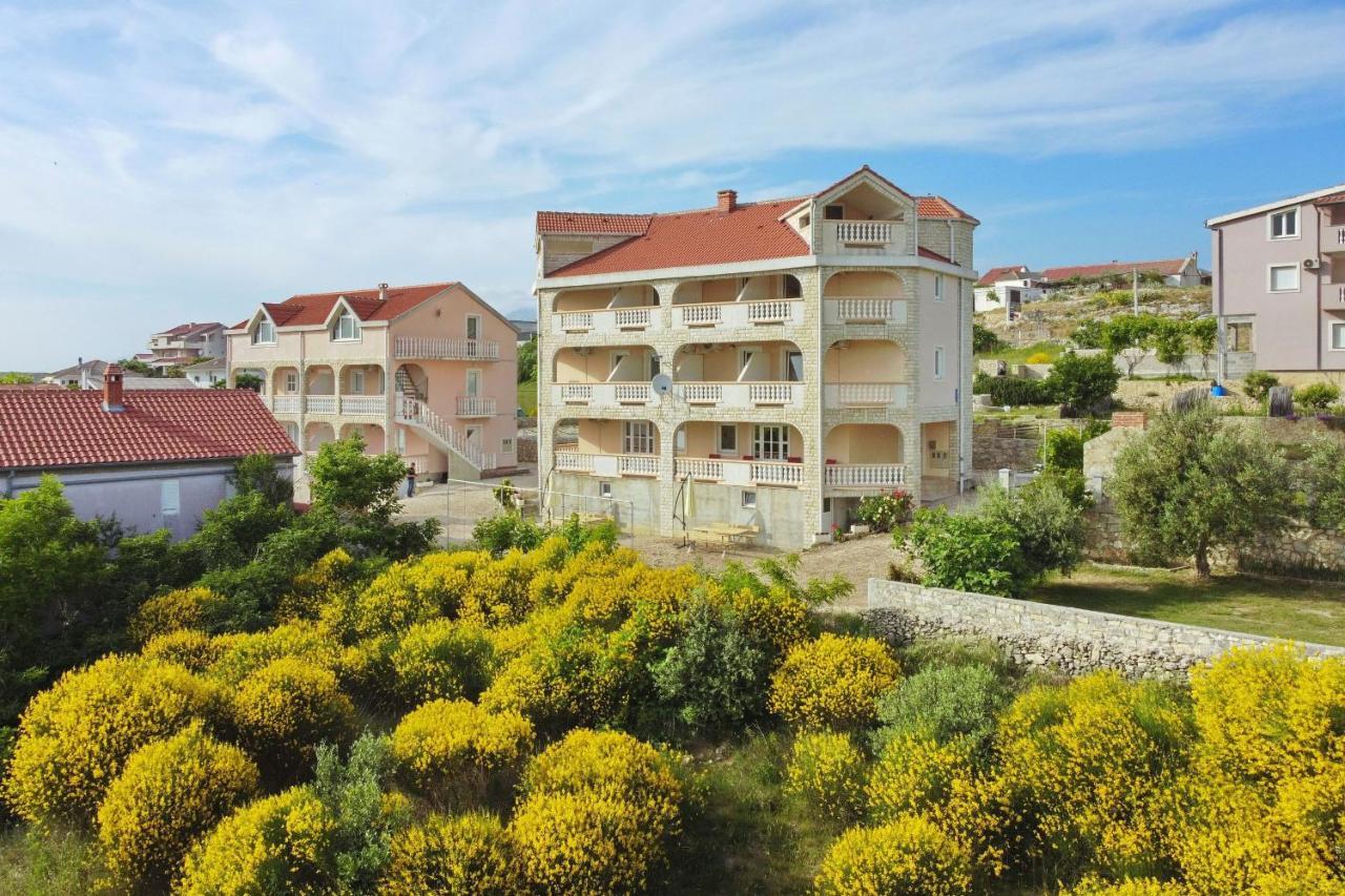 רטינה Apartments Vlado I Vesna מראה חיצוני תמונה