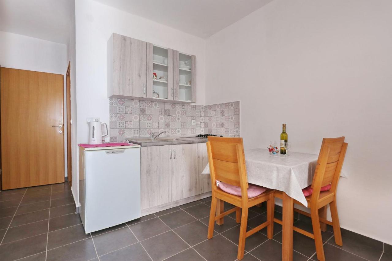 רטינה Apartments Vlado I Vesna מראה חיצוני תמונה