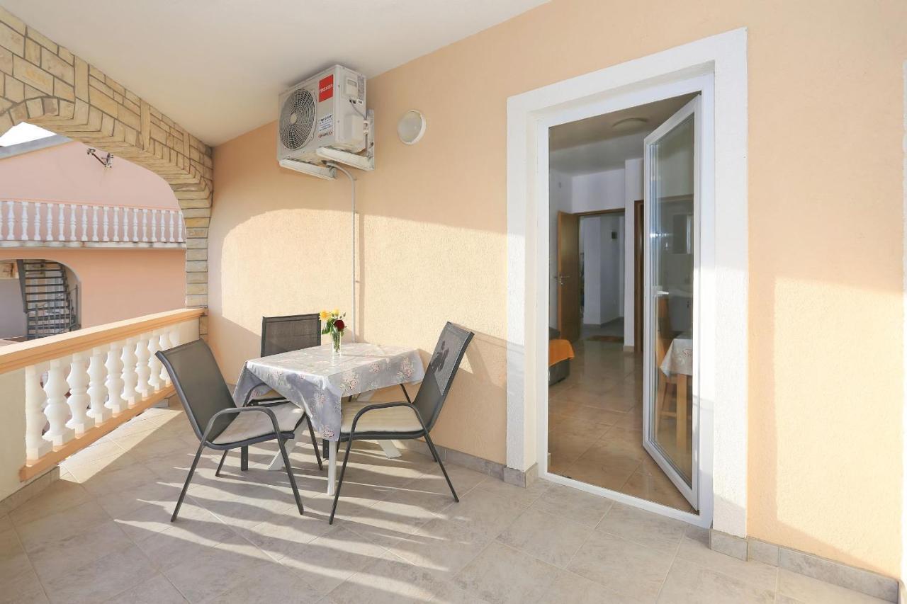 רטינה Apartments Vlado I Vesna מראה חיצוני תמונה