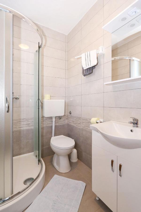 רטינה Apartments Vlado I Vesna מראה חיצוני תמונה